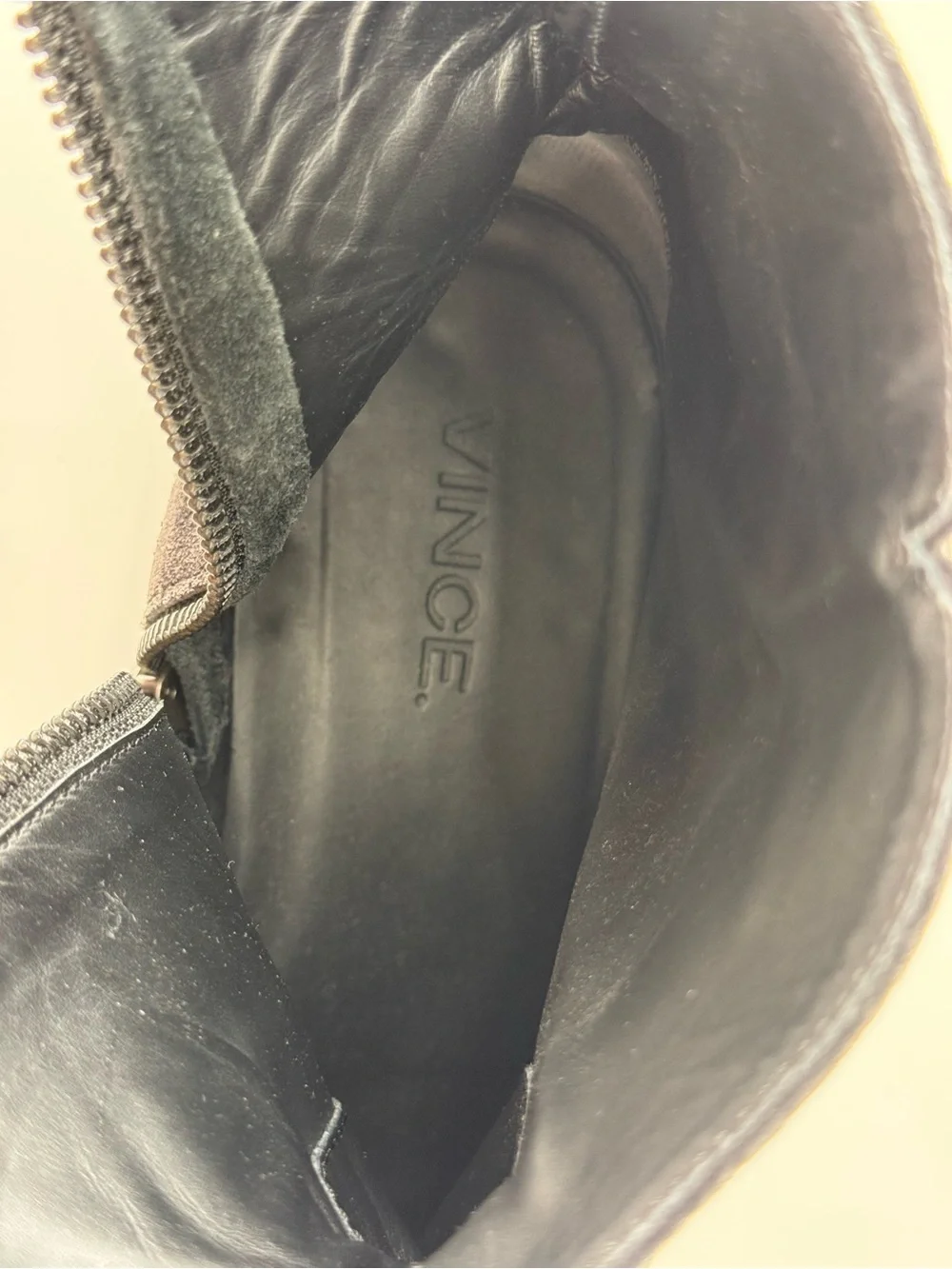 Vince Men’s Grey Suede Boots 10